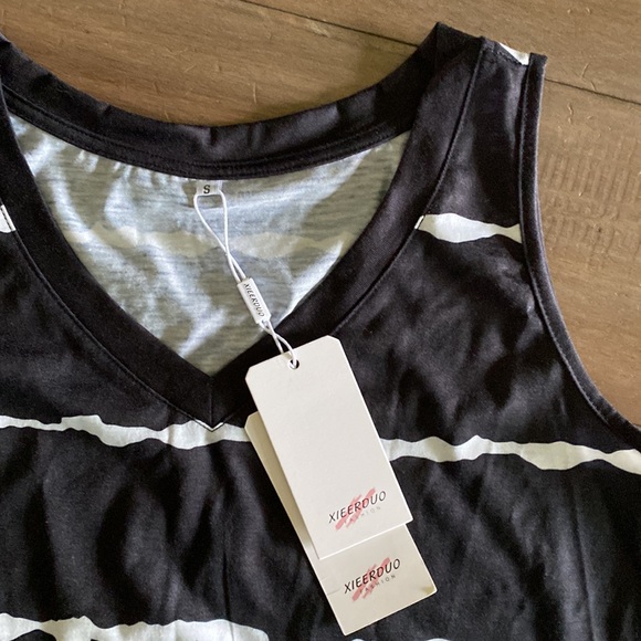 XIEERDUO Womens Black Tank Top - Picture 2 of 2